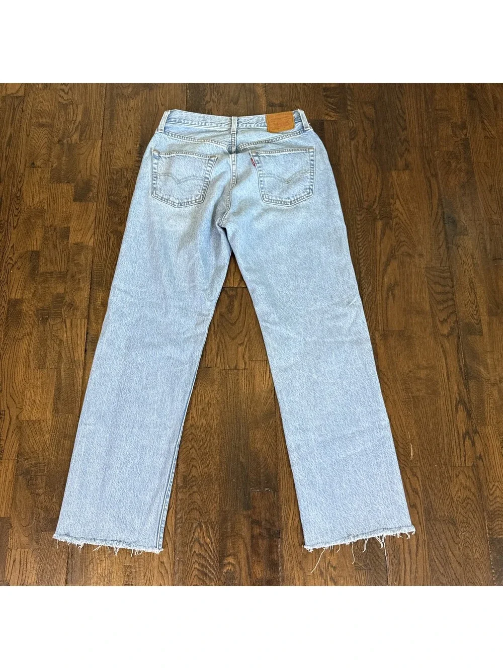 Levi’s 501 Women’s Jeans 26x29 90s Fit Light Wash Raw Hem Button Fly EUC Denim